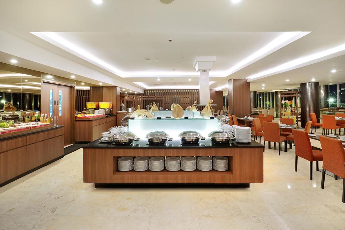 Aston Kupang Hotel & Convention Center Dış mekan fotoğraf
