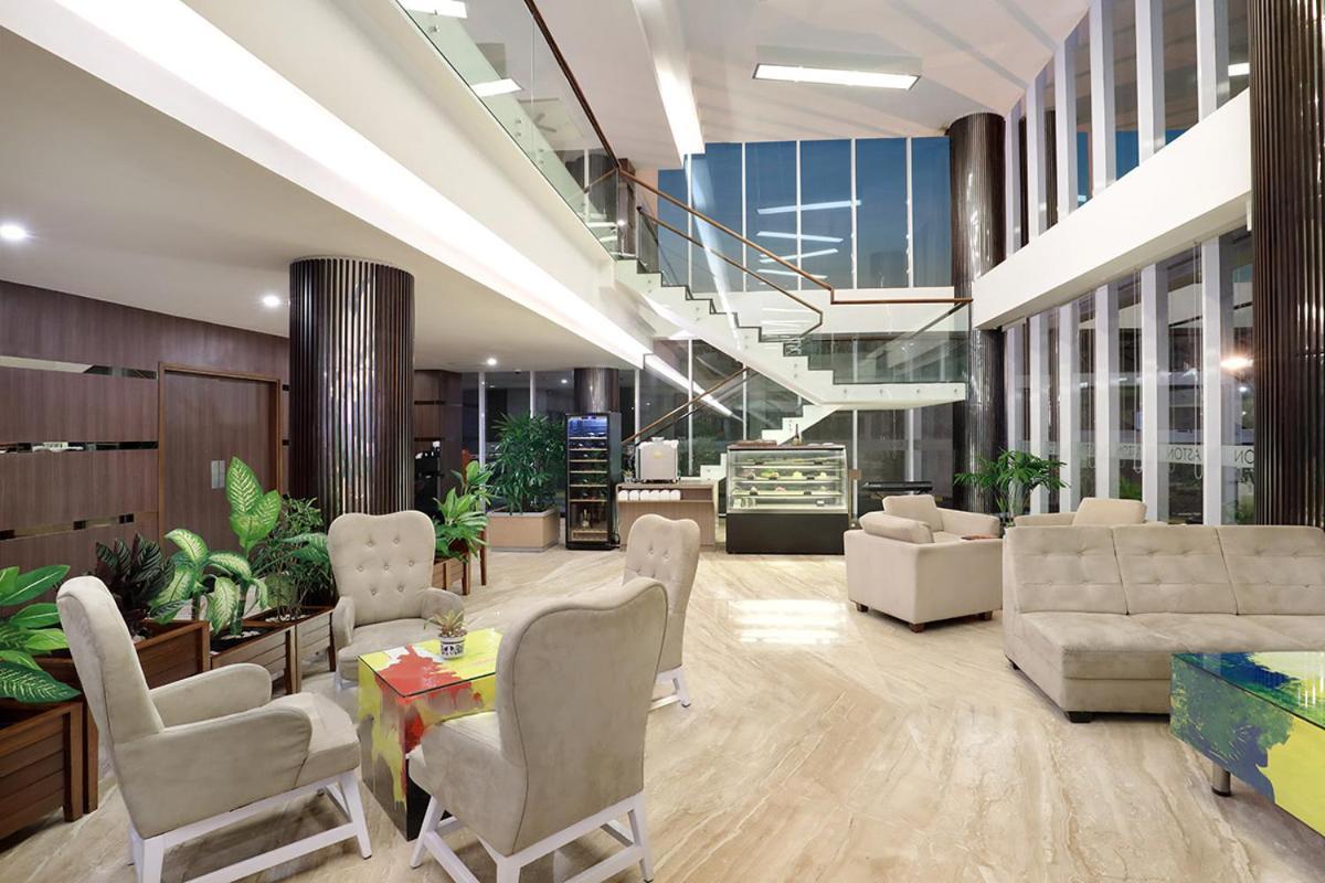 Aston Kupang Hotel & Convention Center Dış mekan fotoğraf