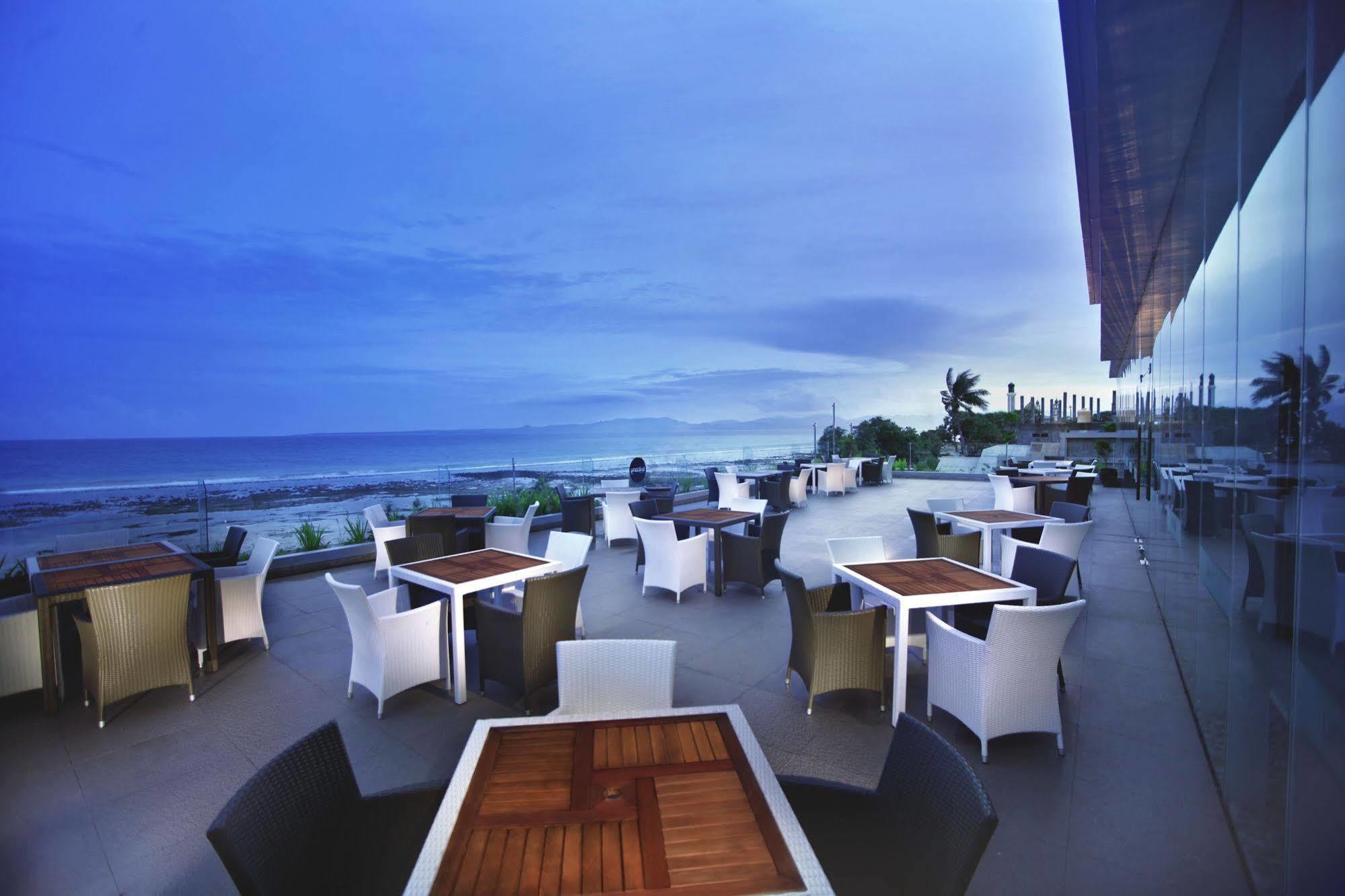 Aston Kupang Hotel & Convention Center Dış mekan fotoğraf